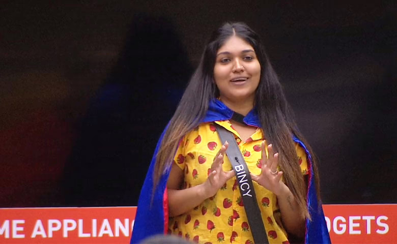 #BiggBossMalayalam #BiggBossMalayalamSeason7 #BBMS7 #BiggBossS7E4 #BiggBossDay13 #Mohanlal #RJBincy #BiggBossElimination #BiggBossWeekend #MalayalamRealityTV